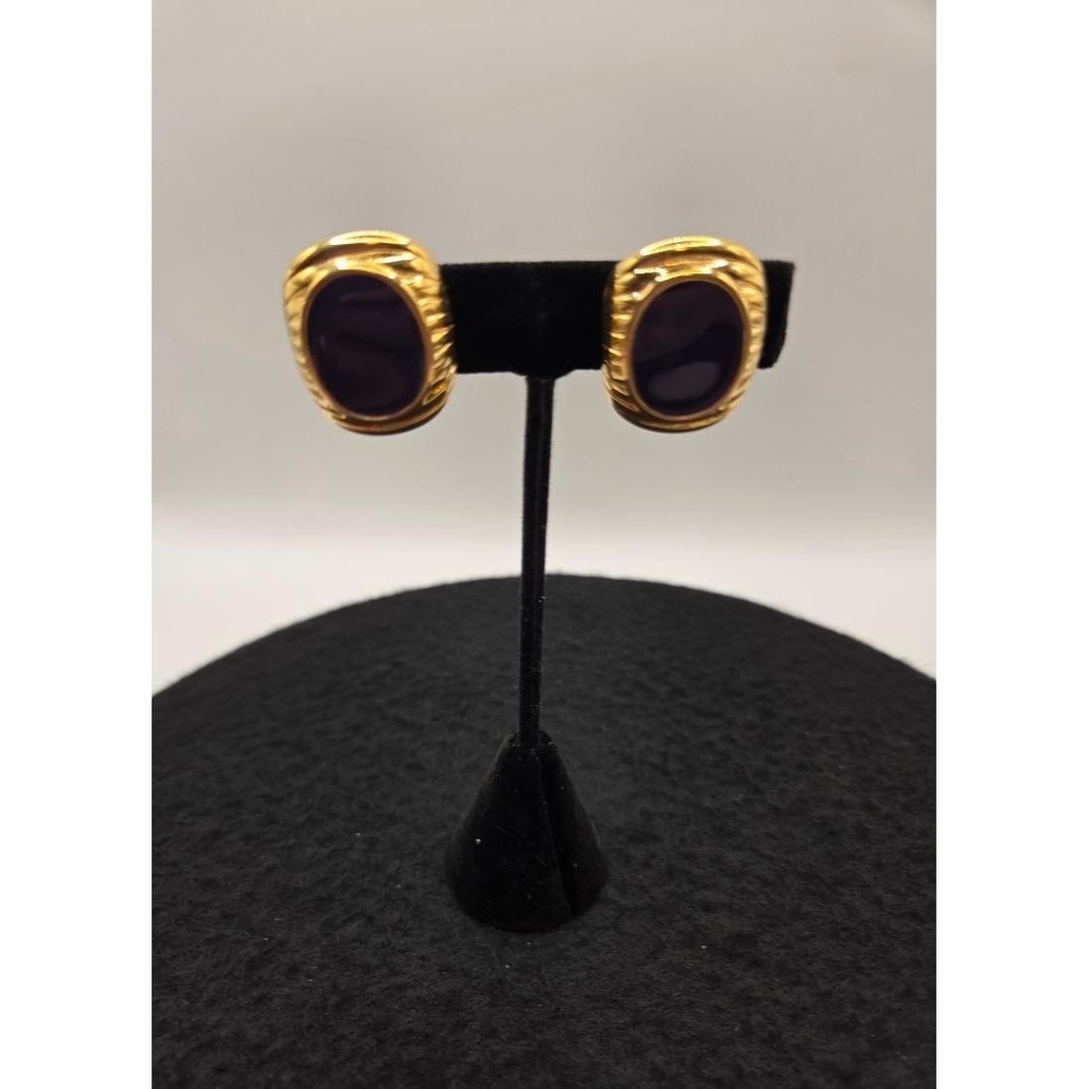 Vintage Signed JS Gold Tone And Purple Enamel Clip-On Earrings